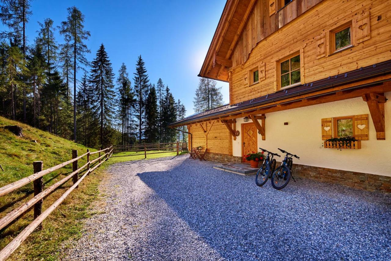 Chalets Almidylle Sankt Martin am Tennengebirge Exterior photo